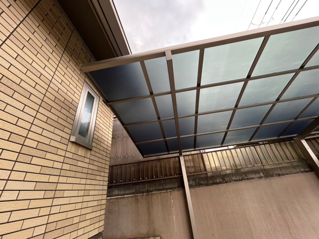 カーポートパネル設置工事