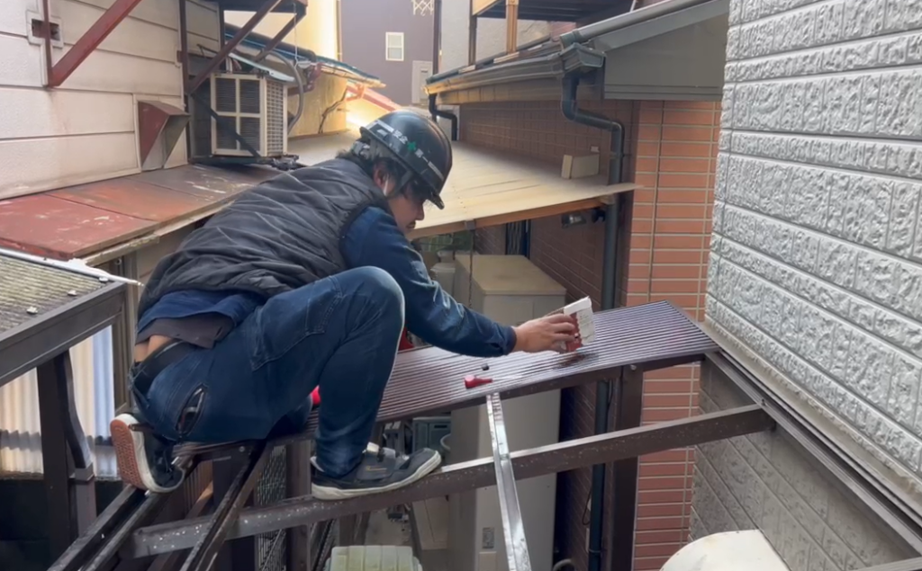 テラス屋根の張替え中